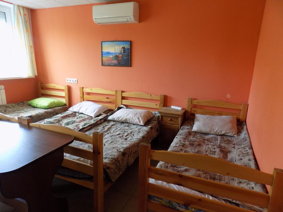 Hostel Geo Gomel Exterior photo