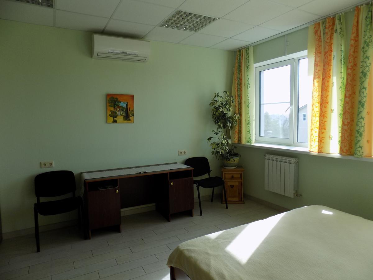 Hostel Geo Gomel Exterior photo